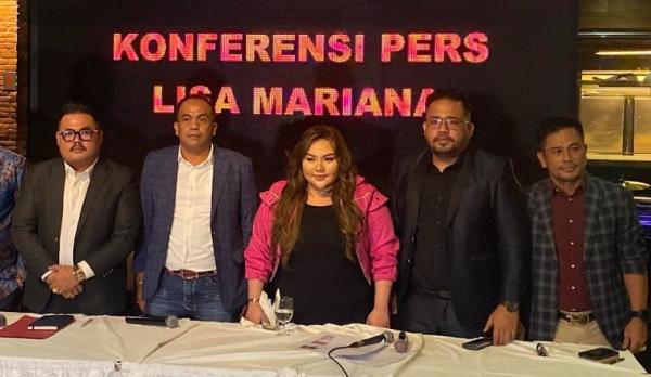Lisa Mariana Ungkap Ridwan Kamil Minta Video Syur Dirinya Sebelum Bertemu