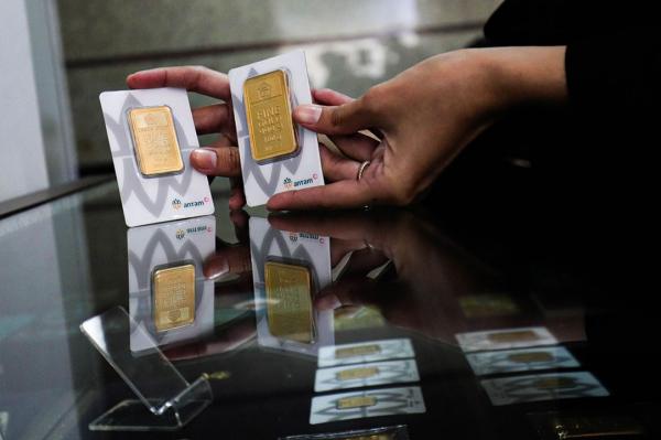 Harga Emas Antam Hari Ini Naik Rp8.000, Buyback Ikut Melejit