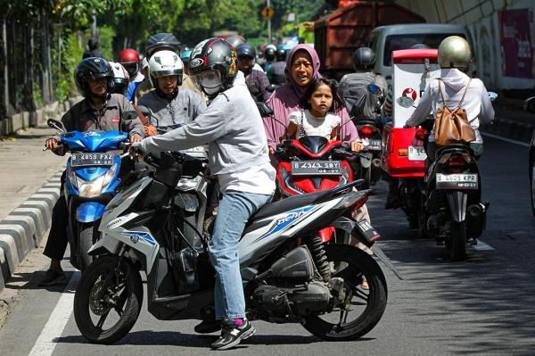 Polda Metro Bakal Tindak Pengendara yang Tutupi Pelat Nomor!