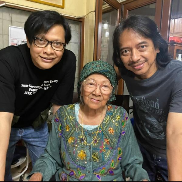 Armand Maulana dan Bunda Iffet. (Foto: Instagram)