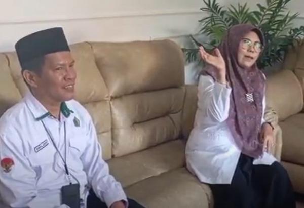 Kepala MAN 1 Brebes Nurhayati mengungkapkan kebanggaannya siswinya diterima univeritas Amerika Serikat. (Foto: iNews)
