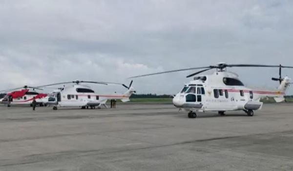 Tujuh helikopter disiapkan di Bandara YIA untuk membawa rombongan Presiden Prancis Macron dan Presiden Prabowo Subianto. (Foto: iNews)