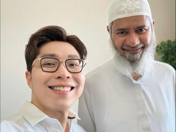 Dr Richard dan Zakir Naik Dokter Richard Lee dan Zakir Naik. (Foto: Instagram)