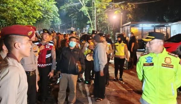 Jam Malam Pelajar di Cirebon,  Puluhan Remaja Diamankan saat Pesta Miras 