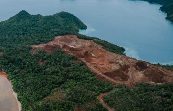 Komisi VII DPR RI Desak Evaluasi Total Aktivitas Tambang Nikel di Raja Ampat