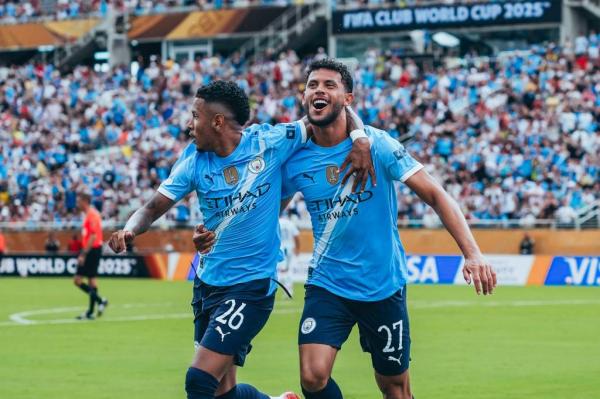Manchester City membantai Juventus 5-2 Manchester City membantai Juventus 5-2 pada laga terakhir Grup G Piala Dunia Antarklub 2025 di Camping World Stadium, Orlando, Jumat (27/6/2025) dini hari WIB. (Foto: X @ManCity)