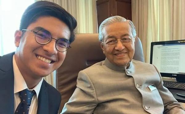 Syed Saddiq dan Mahathir Mohamad. (Foto: Instagram)