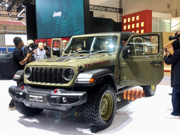 Jeep Wrangler Limited Edition Jeep Wrangler Limited Edition tampil di GIIAS 2025. (Foto: Muhammad Sukardi)