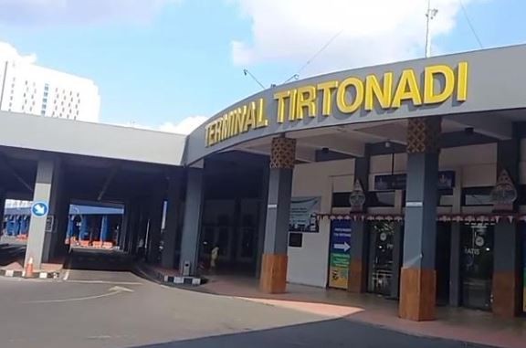 Kondisi Terminal Bus Tirtonadi, Kota Solo usai ramai nama Wakidi ikut dalam reuni ke-45 Fakultas Kehutanan UGM bareng Jokowi. (Foto: iNews)