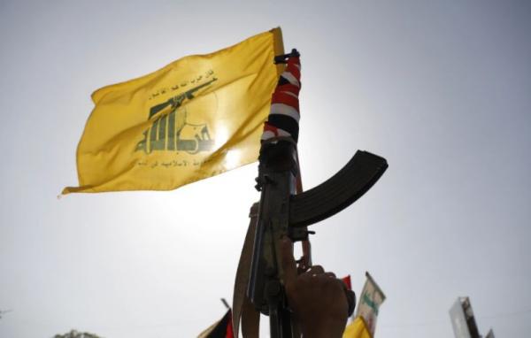 Perang Meluas, Kelompok Houthi Serang Arab Saudi
