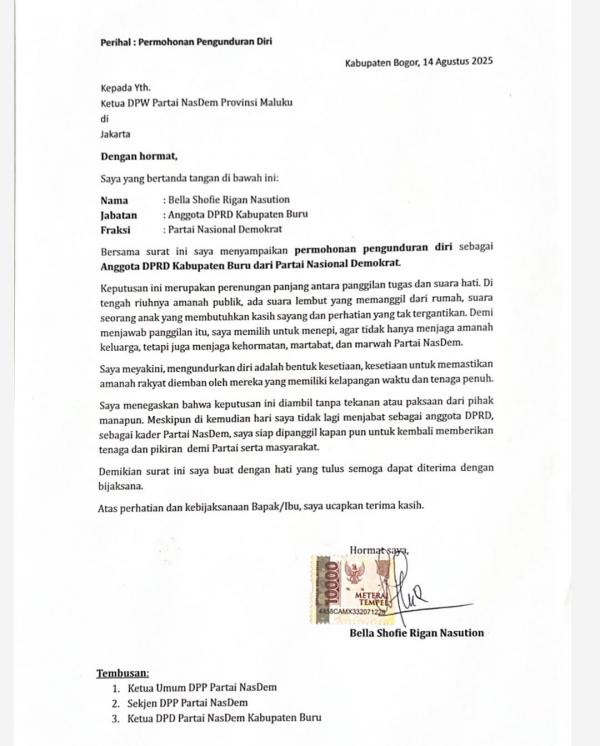 Surat pernyataan mundur Surat pernyataan mundur dari anggota DPRD Buru milik Bella Shofie. (Foto: Instagram)