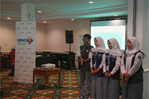 CSR Edukatif MNC Tourism dan MNC Peduli CSR Edukatif MNC Tourism dan MNC Peduli. (Foto: Ari Sandita)