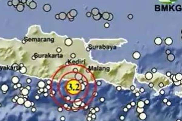 Gempa Terkini Magnitudo 3,2 Guncang Blitar Jatim