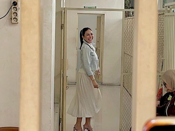 Nikita Mirzani hadiri sidang lanjutan. (Foto: Ravie Wardani)