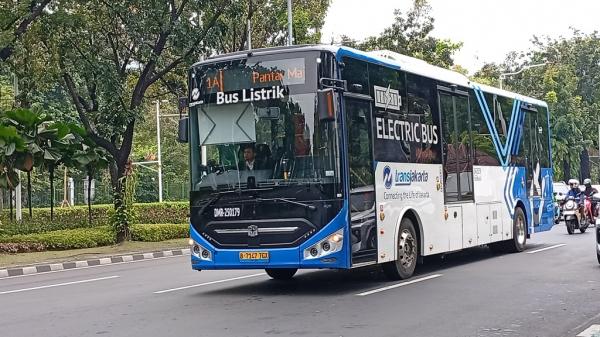Viral Penumpang TransJakarta Diduga Jadi Korban Pelecehan