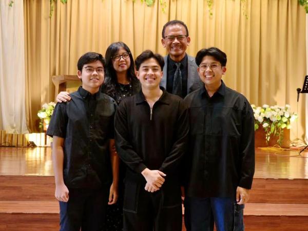 Jerome Polin sedih Ayah Jerome Polin meninggal dunia. (Foto: Instagram)