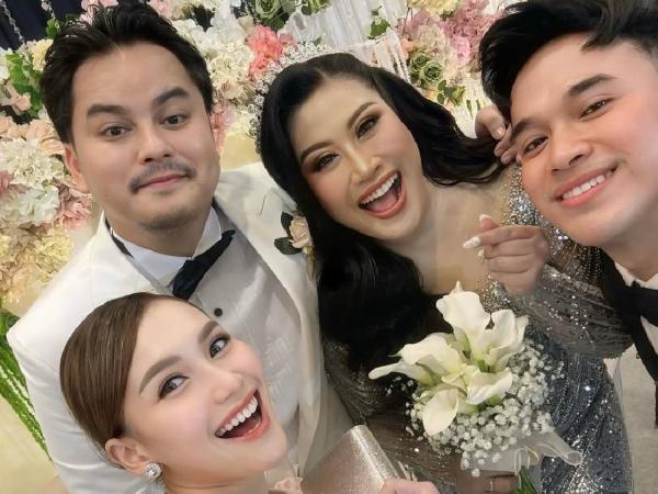 Ayu Ting Ting hadiri pernikahan Boiyen. (Foto: Instagram)
