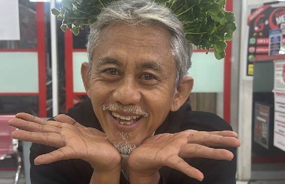 Keinginan Terakhir Epy Kusnandar, Dimakamkan Berdampingan dengan Ibu Tercinta di Garut