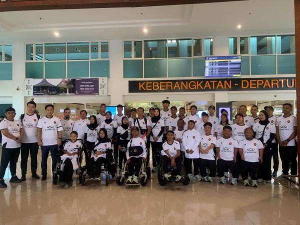 Sebanyak 56 atlet Indonesia dari delapan cabang olahraga resmi diberangkatkan menuju Asian Youth Para Games 2025 (AYPG 2025) (Foto: iNews.id/Reynaldi Hermawan)