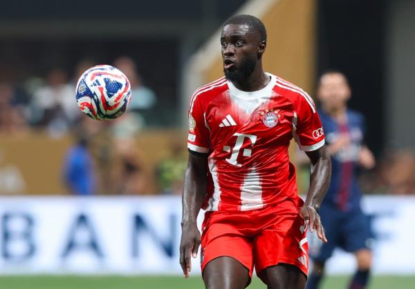 Bek Bayern Munchen, Dayot Upamecano. Bek Bayern Munchen, Dayot Upamecano. (Foto: Get German Football News)