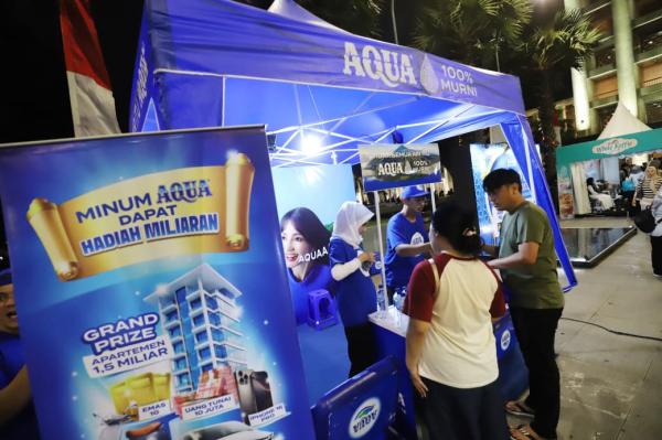 AQUA Chaya Hati Masjid Istiqlal AQUA berkomitmen mendukung kenyamanan jamaah melalui penyediaan hidrasi sehat. (Foto: ist)