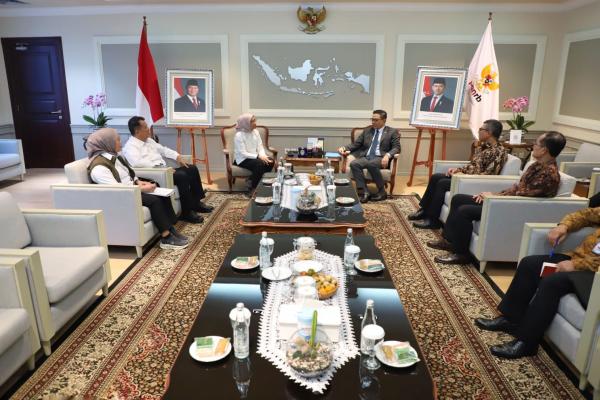 Audiensi Kementerian PANRB Audiensi Menteri Luar Negeri Sugiono di Kantor Kementerian PANRB. (Foto: dok KemenPANRB)