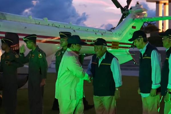 Prabowo Tiba di IKN, Naik Helikopter dari Balikpapan