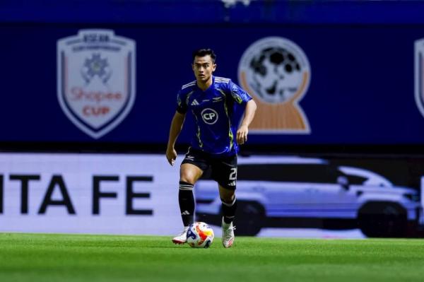 Bek kiri Bangkok United, Pratama Arhan. Bek kiri Bangkok United, Pratama Arhan. (Foto: IG @pratamaarhan8)