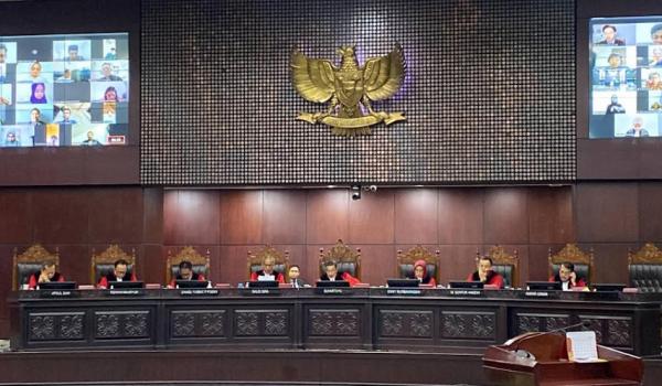 MK Tolak Gugatan Bonatua terkait Ijazah Capres-Cawapres Wajib Autentikasi Faktual