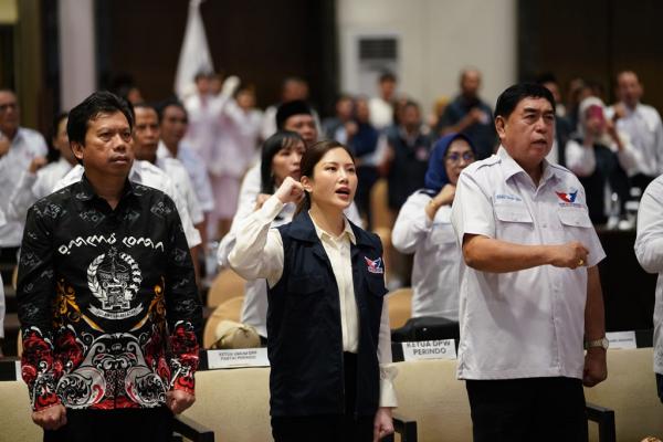 Ketua DPW Perindo Sulsel Abdul Hayat Gani Dorong Transformasi: Tinggalkan Kepemimpinan Transaksional!