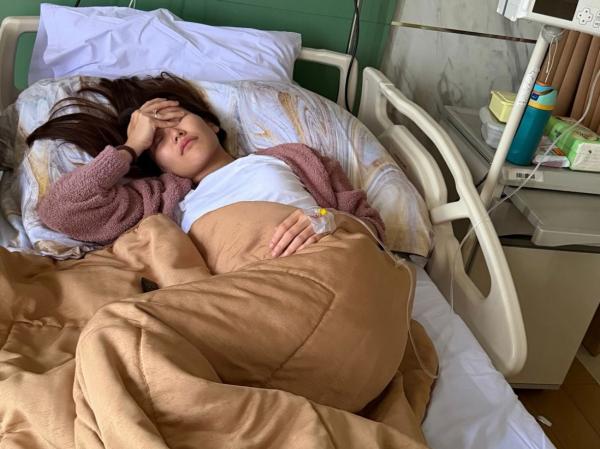 Ayu Ting Ting dirawat Ayu Ting Ting dirawat di rumah sakit. (Foto: Instagram)