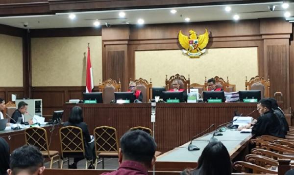 Marcella Santoso Jaksa Penuntut Umum menuntut advokat, Marcella Santoso dituntut 17 tahun penjara setelah dinilai melakukan suap hakim terkait vonis lepas atau onstlag terdakwa korporasi dalam perkara Pemberian Fasilitas Ekspor CPO dan TPPU. (Foto: Nur Khabibi)