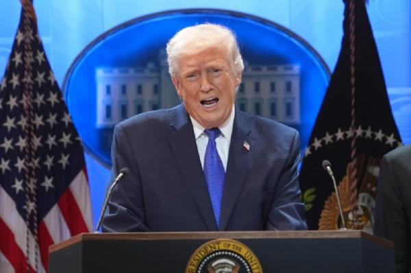 Trump: Iran Sebaiknya Bersikap Baik!
