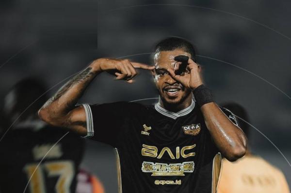 Alex Martins Resmi Tinggalkan Dewa United, Pesan Perpisahannya Bikin Haru