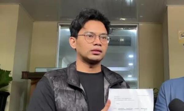 Insanul Fahmi Akui Ekonomi Terpuruk hingga Jual Aset Usai Cerai dari Wardatina Mawa
