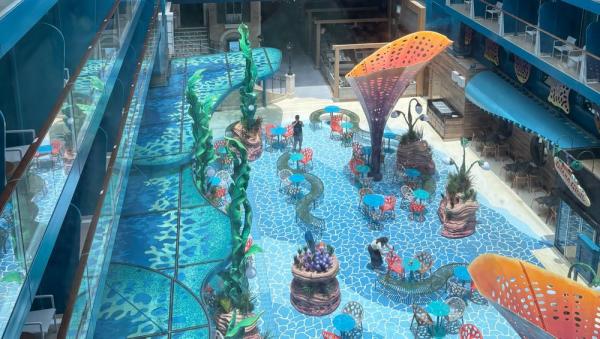 Discovery Reef di Disney Adventure 2 Discovery Reef di Disney Adventure. (Foto: iNews.id/Puti)