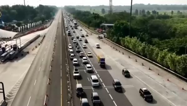 Volume Kendaraan Meningkat, One Way Diterapkan dari GT Kalikangkung hingga Salatiga