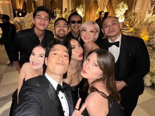 Vidi Aldiano dan para sahabatnya. (Foto: Instagram)