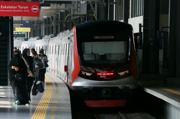 Penumpang KRL Jabodetabek Tembus 181,6 Juta Orang di Semester 1 2026, Naik 7 Persen