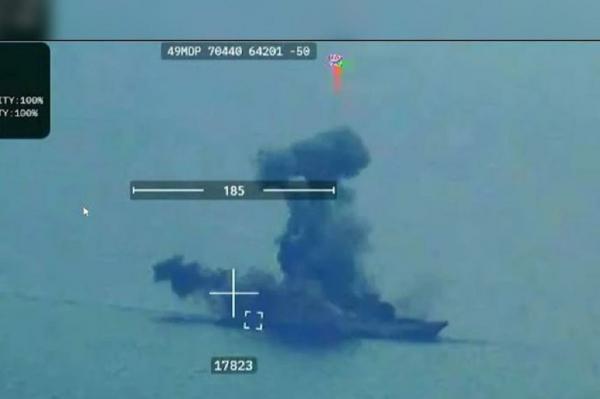 TNI berhasil menghancurkan sasaran dalam latihan di Perairan Karimun Jawa (dok. TNI AL)