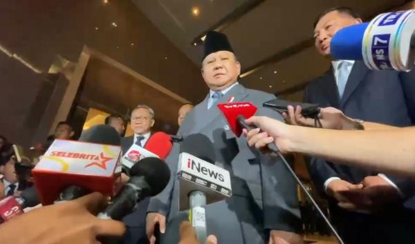 Presiden Prabowo Subianto menghadiri resepsi pernikahan El Rumi dan Syifa Hadju. (Foto: Niko Prayoga)