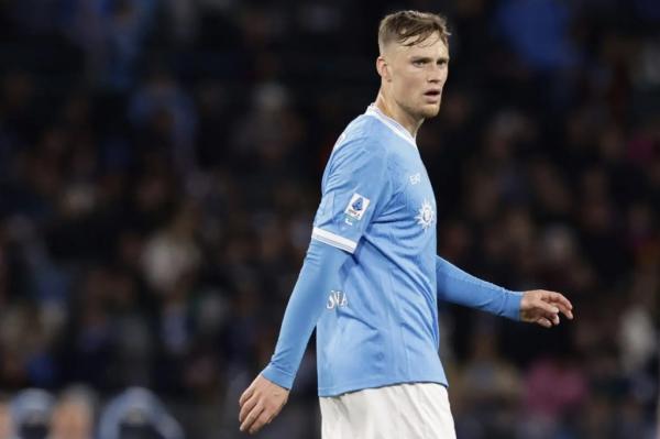 Bek Napoli, Sam Beukema. Bek Napoli, Sam Beukema. (Foto: Italpress)