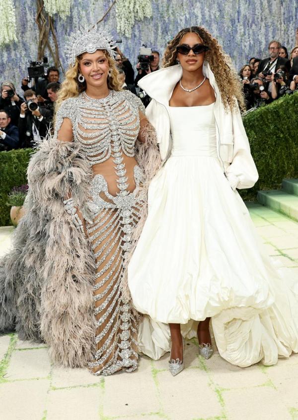 Beyonce dan Blue Ivy Beyonce dan Blue Ivy di Met Gala 2026. (Foto: X)