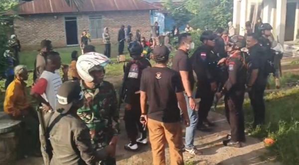 Bentrok Berdarah di Flores Timur, 12 Rumah Terbakar, 6 Warga Tertembak