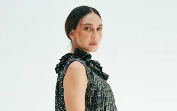 Luna Maya Ingin Hiatus demi Program Kehamilan Bayi Tabung, Target Punya Anak Kembar