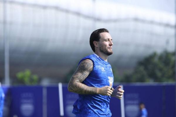 Marc Klok Kirim Sinyal Perang! Persib Siap Sapu Bersih 2 Laga Penentuan Juara