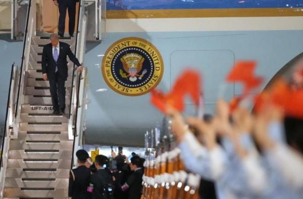 Takut Disadap, Staf Presiden AS dan Jurnalis Buang Ponsel Usai Kunjungan di China