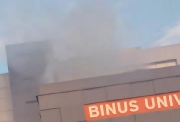 Kebakaran Auditorium Kampus Binus Jakbar, 55 Petugas Damkar Dikerahkan