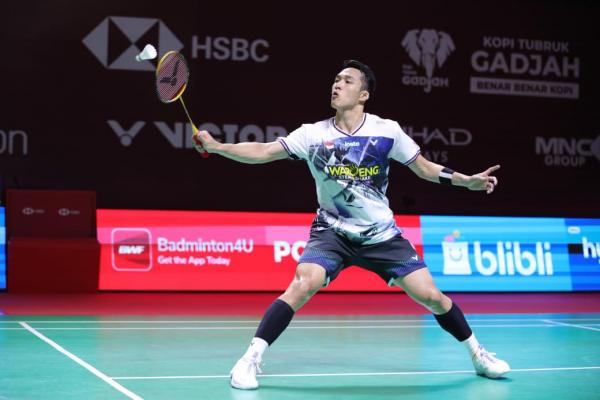 Jonatan Christie a Jonatan Christie melaju ke perempat final Indonesia Open 2026 usai menaklukkan Alwi Farhan. (Foto: PBSI)