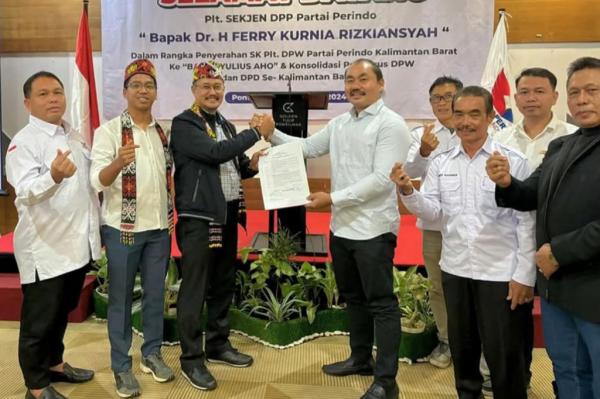yulius perindo Yulius Aho dikenal sebagai pengusaha, tokoh adat, pembina olahraga dan politisi Partai Perindo yang aktif mengabdi untuk Kalbar. (Foto: Ist)